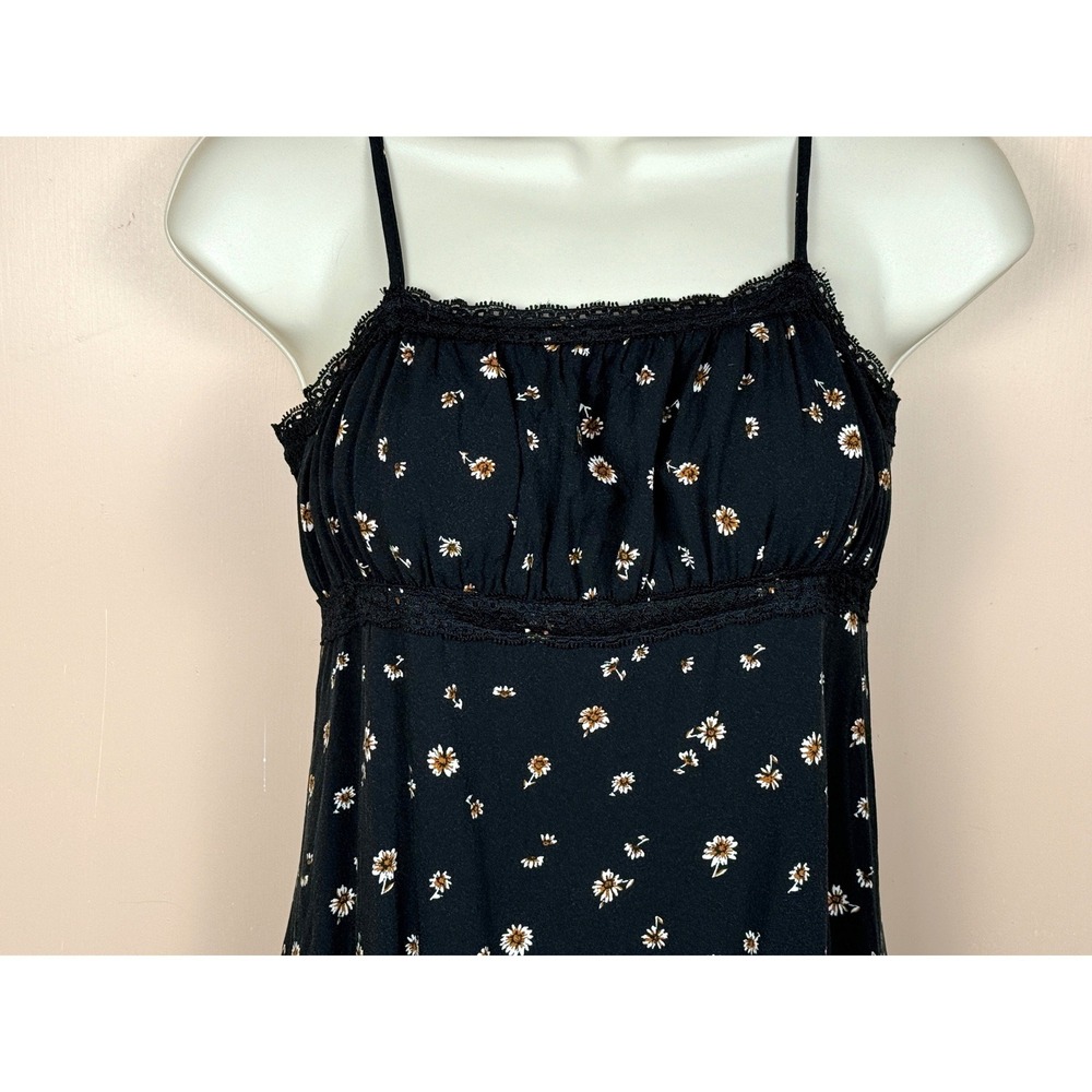 Womens Baby Doll Top by Art Class Size L 10/12 Black Daisy Print Y2K Coquette - Picture 13 of 15